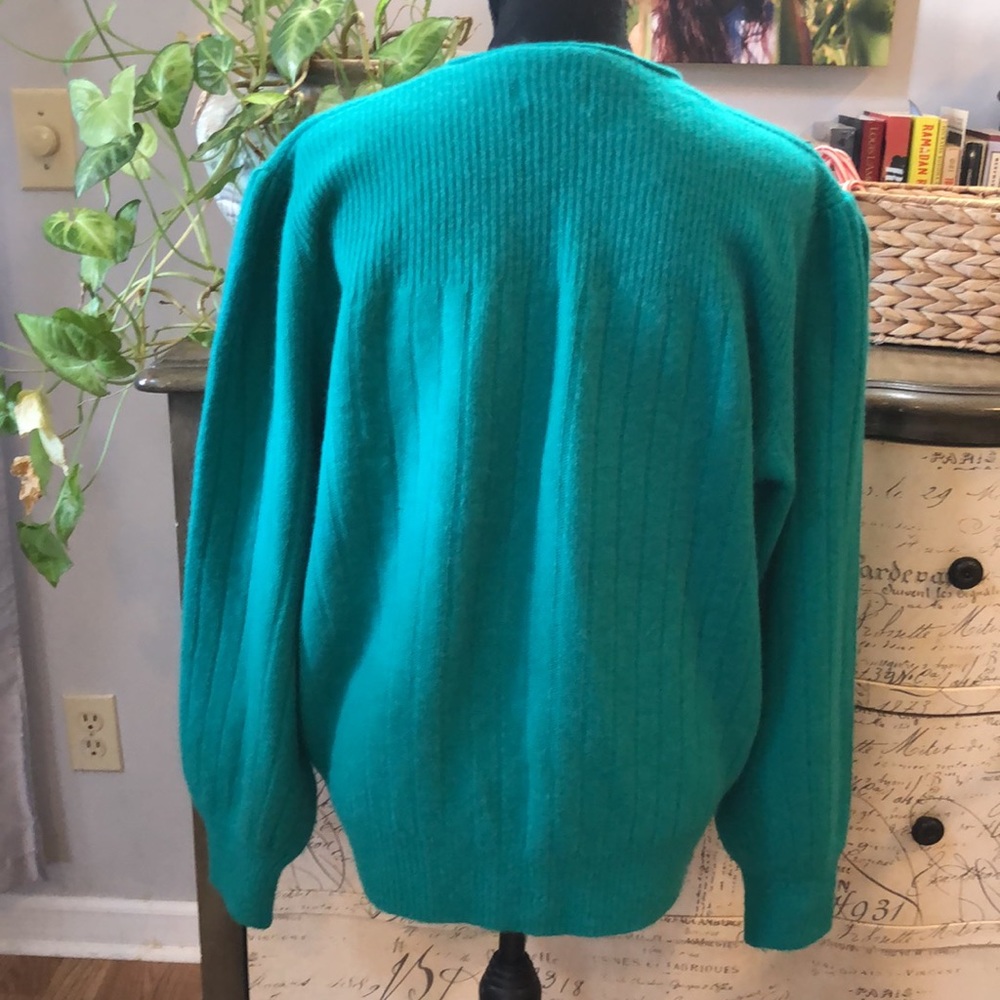 VINTAGE VICTORIA JONES LAMBSWOOL AND ANGORA CARDIGAN KELLY GREEN SIZE MEDIUM - Picture 6 of 13